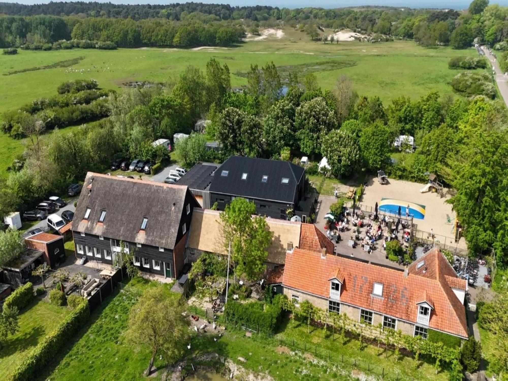 Cozy Holiday Home In Vrouwenpolder Close To The Beach Buitenkant foto