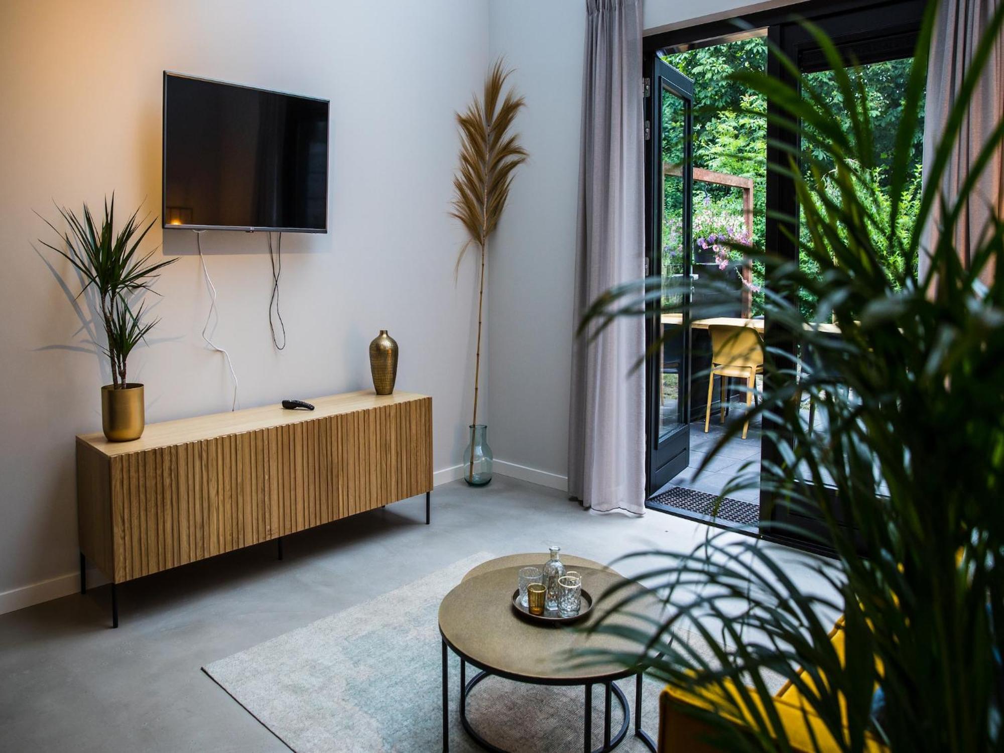 Cozy Holiday Home In Vrouwenpolder Close To The Beach Buitenkant foto